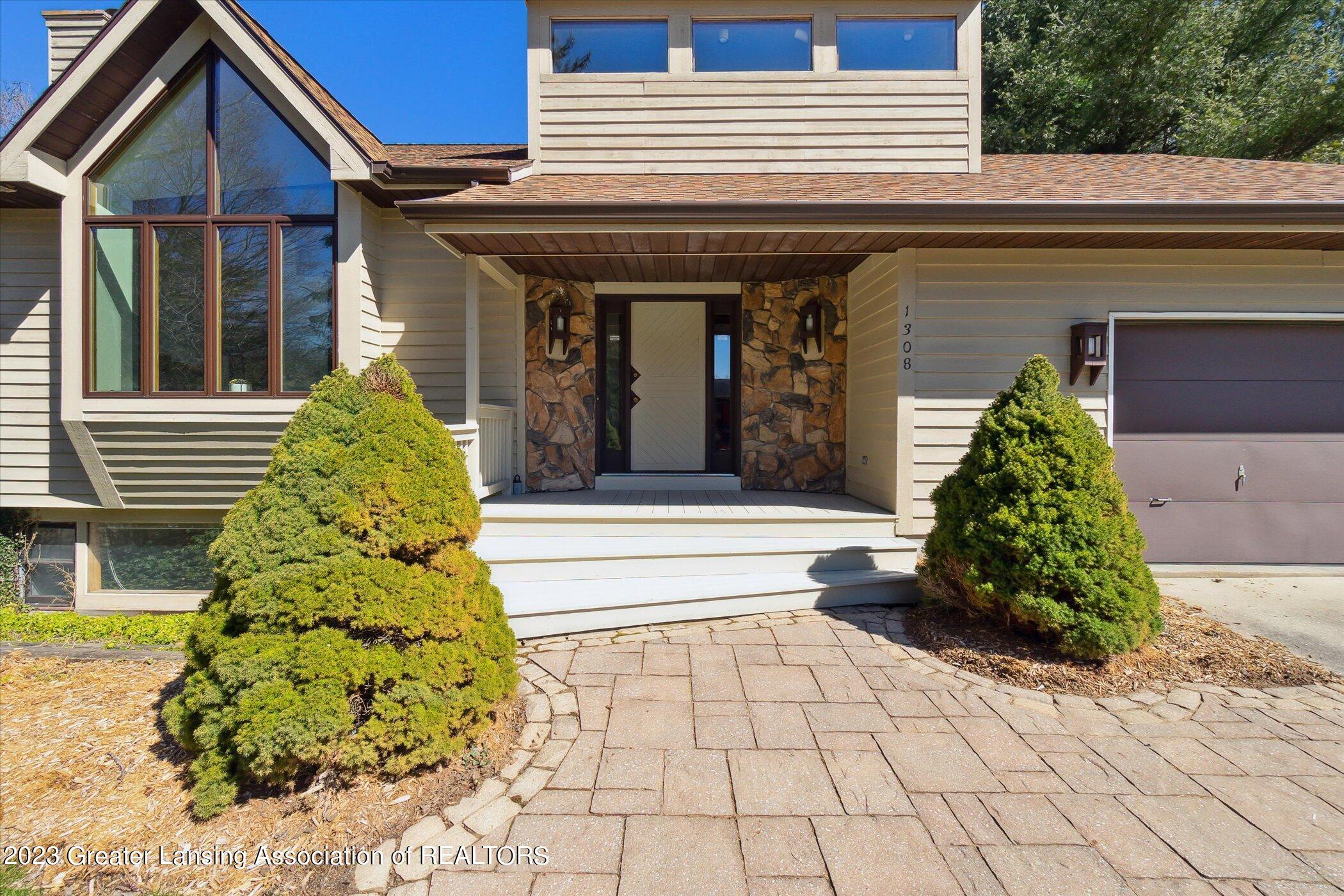 05-1308-Sebewaing-Rd-Okemos-MI-48864-Win