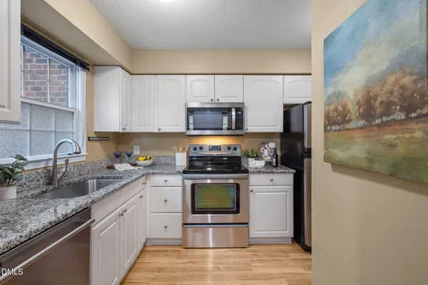 $275,000 | 109 Sully Court, Chapel Hill, NC 27514