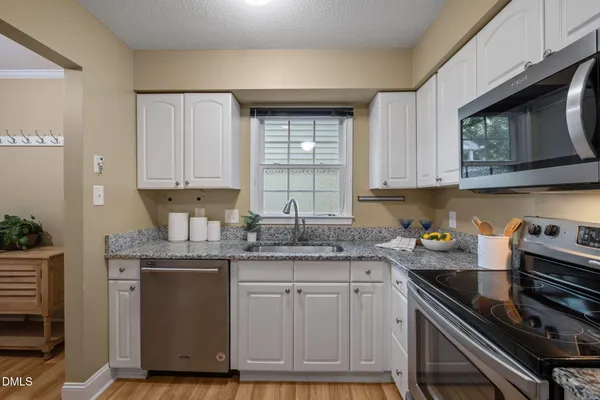 $275,000 | 109 Sully Court, Chapel Hill, NC 27514