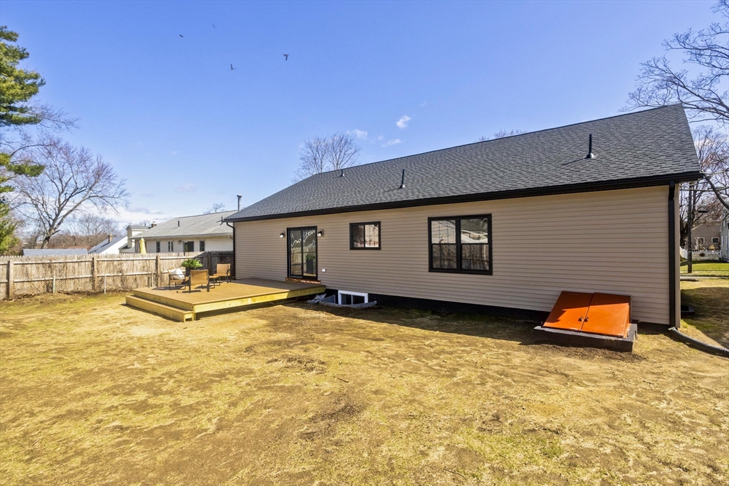 72 Lancaster Street Springfield, MA 01118 - Photo 35 of 35 a front view of a house with a yard