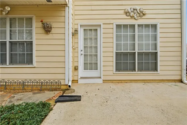 $2,700 | 796 Rock Lane, McDonough, GA 30253