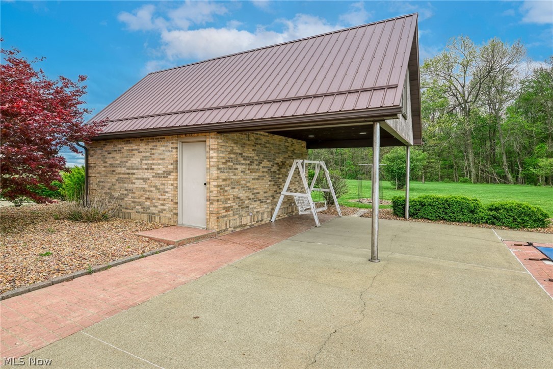46675 Clarkson Road Rogers, OH 44455 - Photo 33 of 50