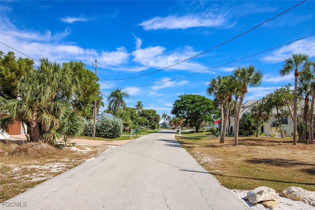 1292 Par View Drive Sanibel, FL 33957 - Photo 18 of 18 a view of a playground with basketball court