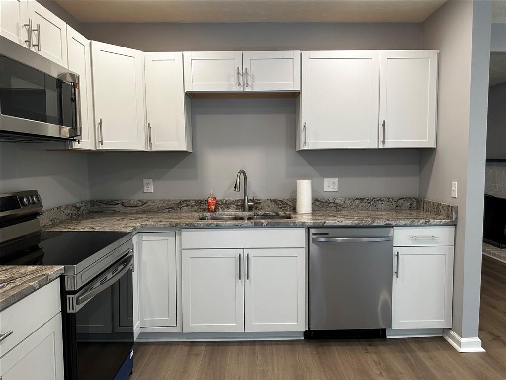 10790 Waters Road Alpharetta, GA 30022 - Photo 6 of 33