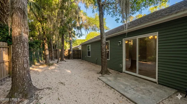 $2,075 | 10 Brindlewood Drive, Beaufort, SC 29907