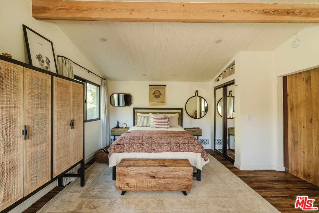 231 Muerdago Road Topanga, CA 90290 - Photo 19 of 52