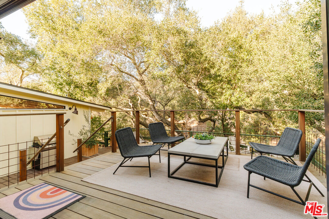 231 Muerdago Road Topanga, CA 90290 - Photo 42 of 52