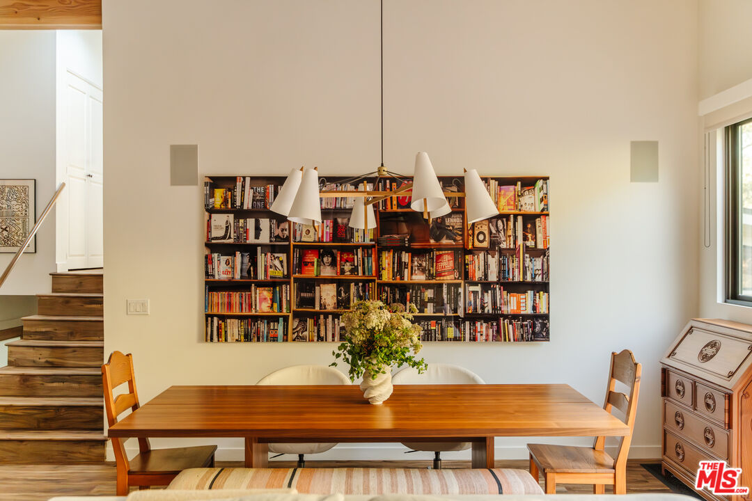 231 Muerdago Road Topanga, CA 90290 - Photo 9 of 52
