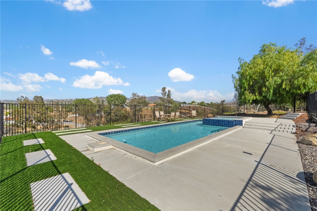 35825 Meadow Ridge Road Temecula, CA 92592 - Photo 25 of 75 a view of a terrace with a lake view
