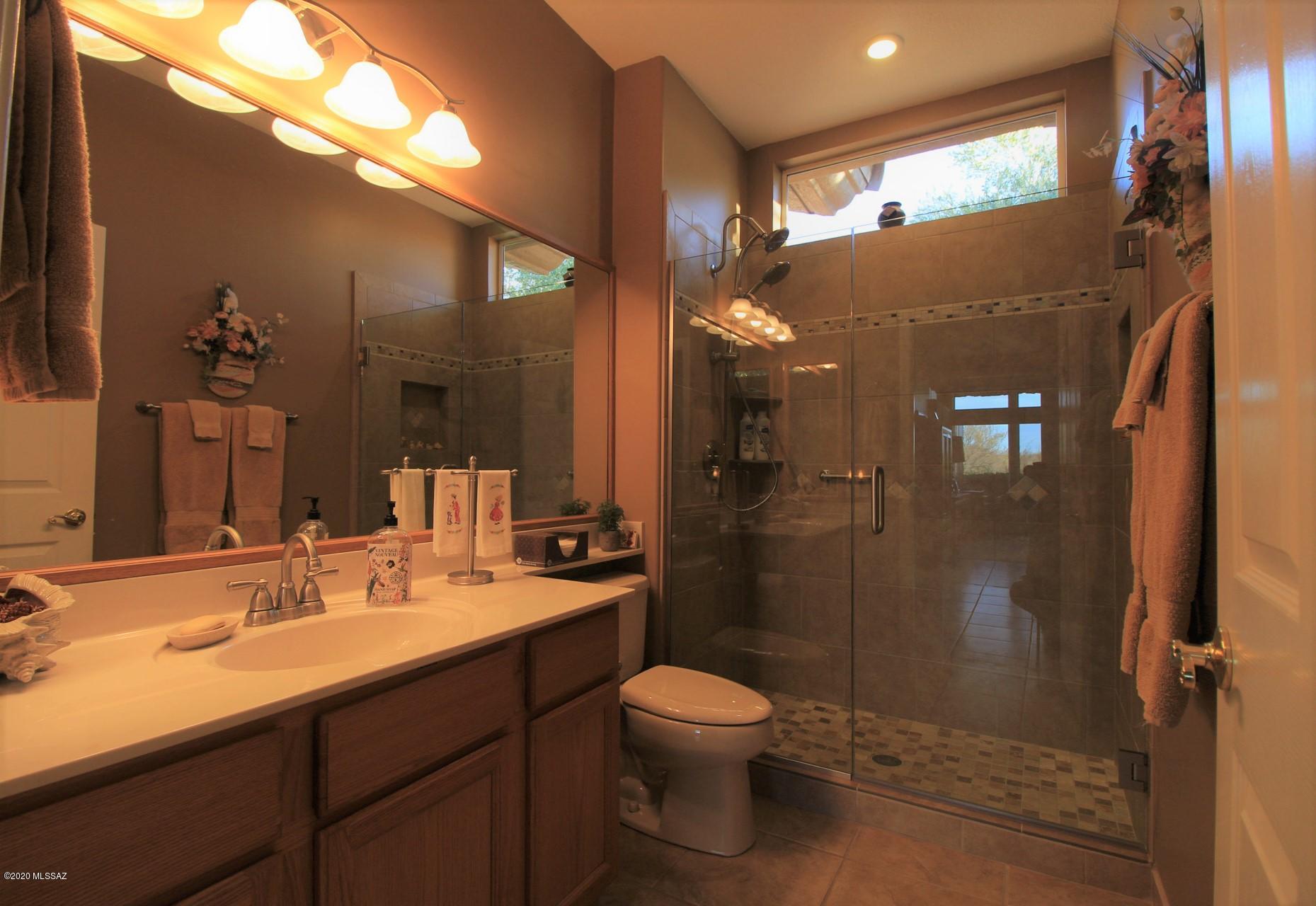 1669 East Crown Ridge Way Tucson, AZ 85755 - Photo 15 of 29