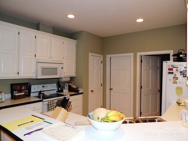 188 Cascades Boone, NC 28607 - Photo 39 of 40 Gallery Image 39