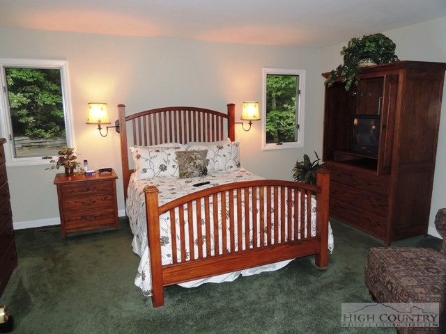 188 Cascades Boone, NC 28607 - Photo 8 of 40 Gallery Image 8