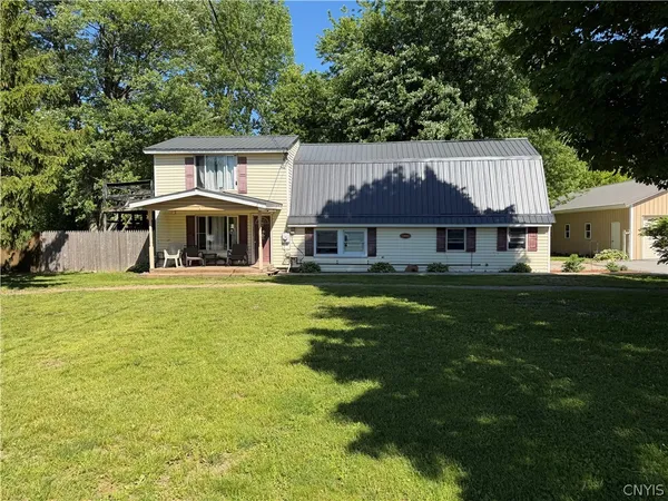 $200,000 | 12600 Highway 11, Adams, NY 13606