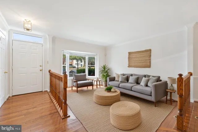 $674,200 | 5321 Buxton Court, Alexandria, VA 22315