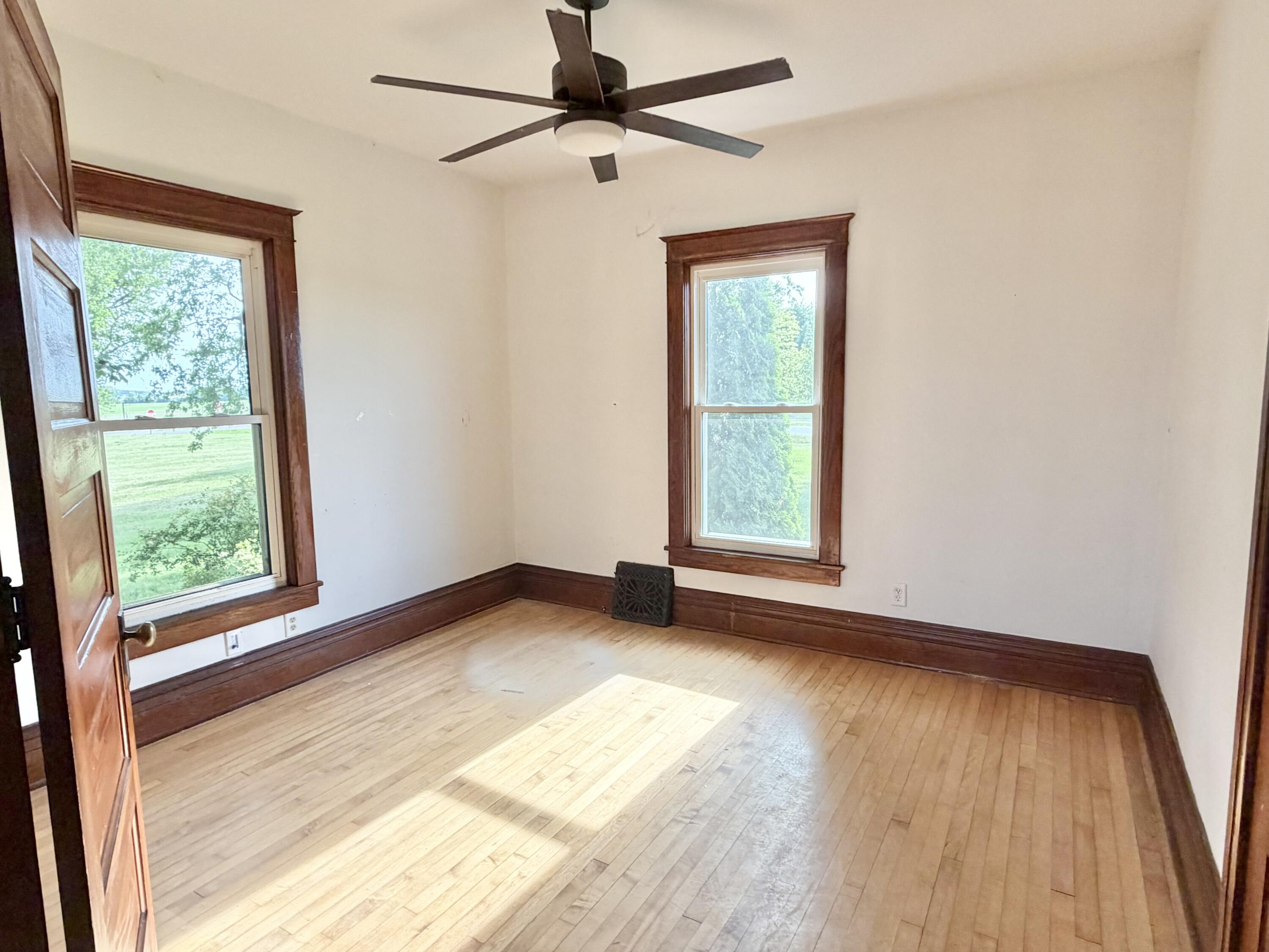 W12040 Sullivan Road Portland, WI 53594 - Photo 29 of 57 Den, main level
