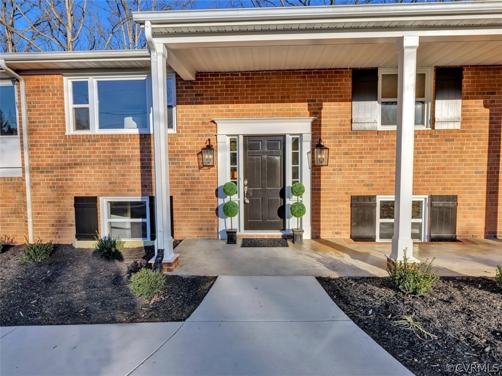 1321 Hybla Road North Chesterfield, VA 23236 - Photo 3 of 36 Gallery Image 3