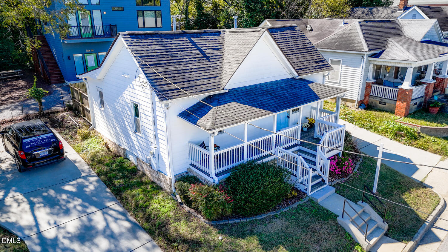 410 Bledsoe Avenue Raleigh, NC 27601 - Photo 34 of 37 a aerial view of multiple houses with yard