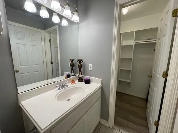 $1,600 | 102 Lum Lane, Unit 101, Denison, TX 75020