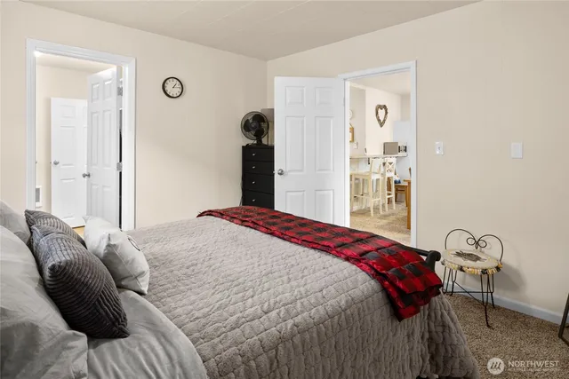 $409,000 | 110 West 3rd Street, Cle Elum, WA 98922