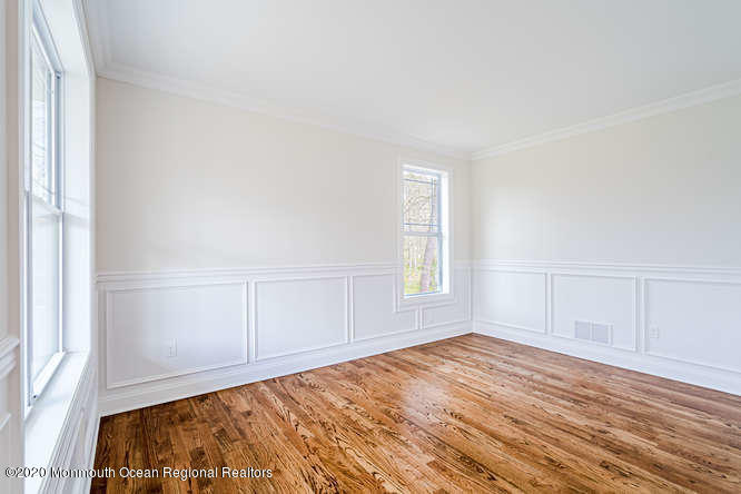 168 Sloop Road Manahawkin, NJ 08050 - Photo 8 of 39 109 Leeward Rd Stafford-small-011-006-10