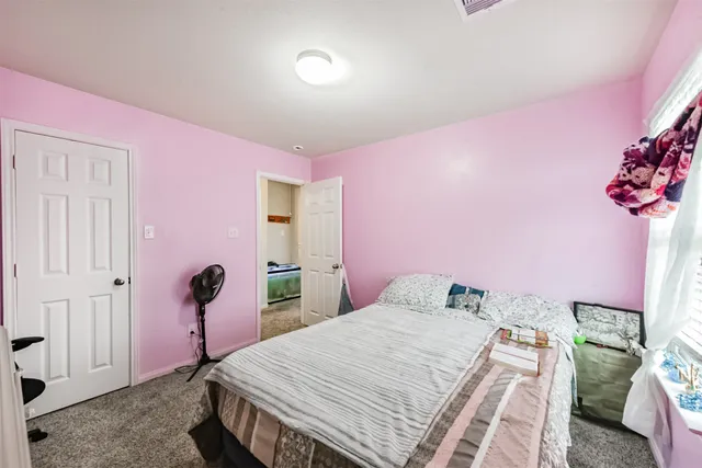 $325,000 | 627 Urban Way, Rosharon, TX 77583