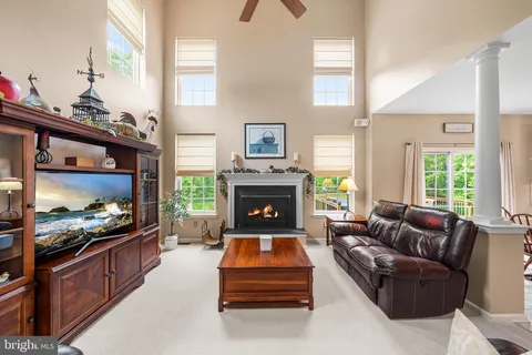 $889,000 | 806 Arbor Lane, Schwenksville, PA 19473