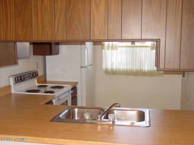 964 South Pantano Road Tucson, AZ 85710 - Photo 7 of 20