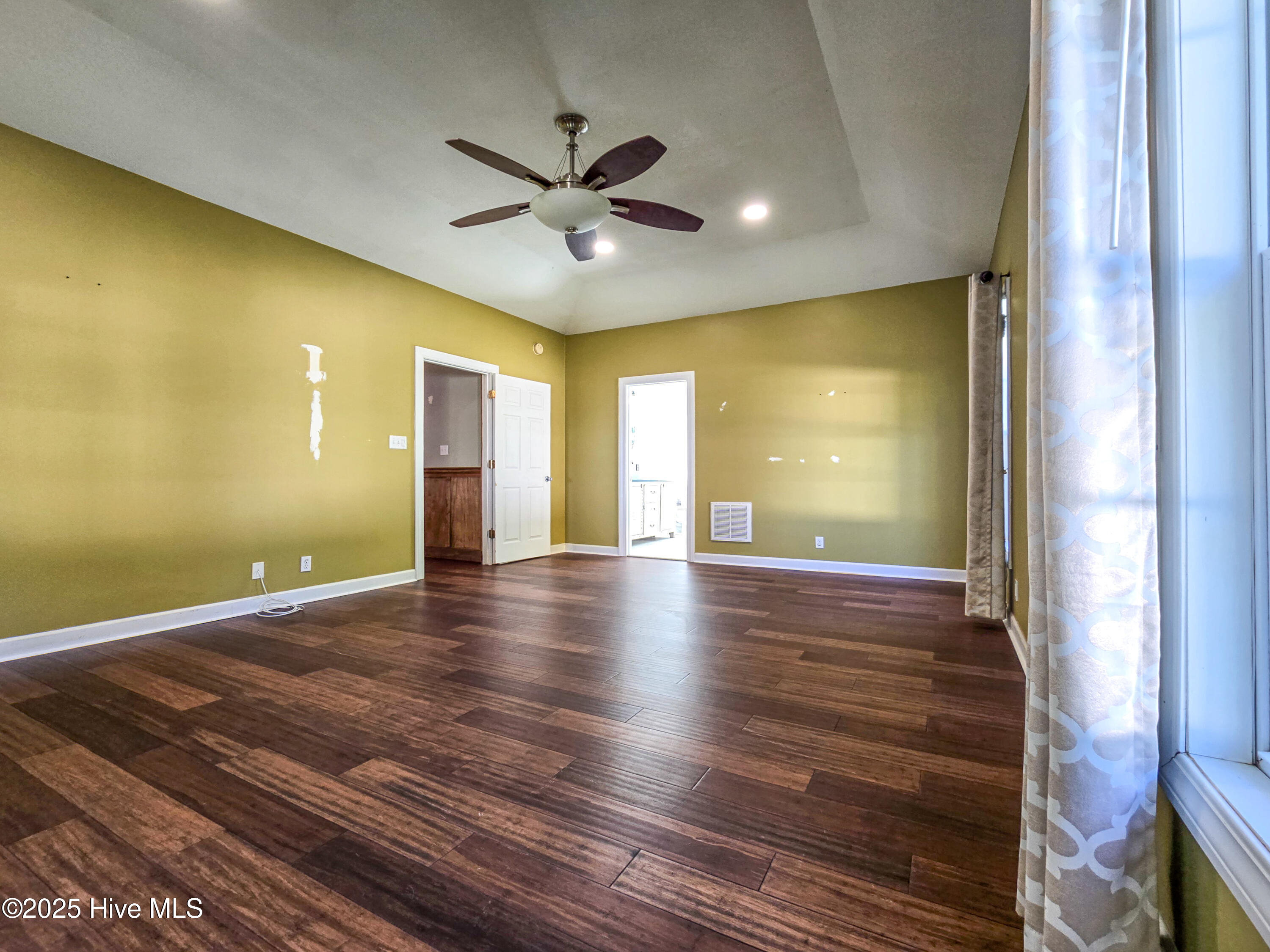 111 Apache Road Harrellsville, NC 27942 - Photo 6 of 40 Primary Bedroom
