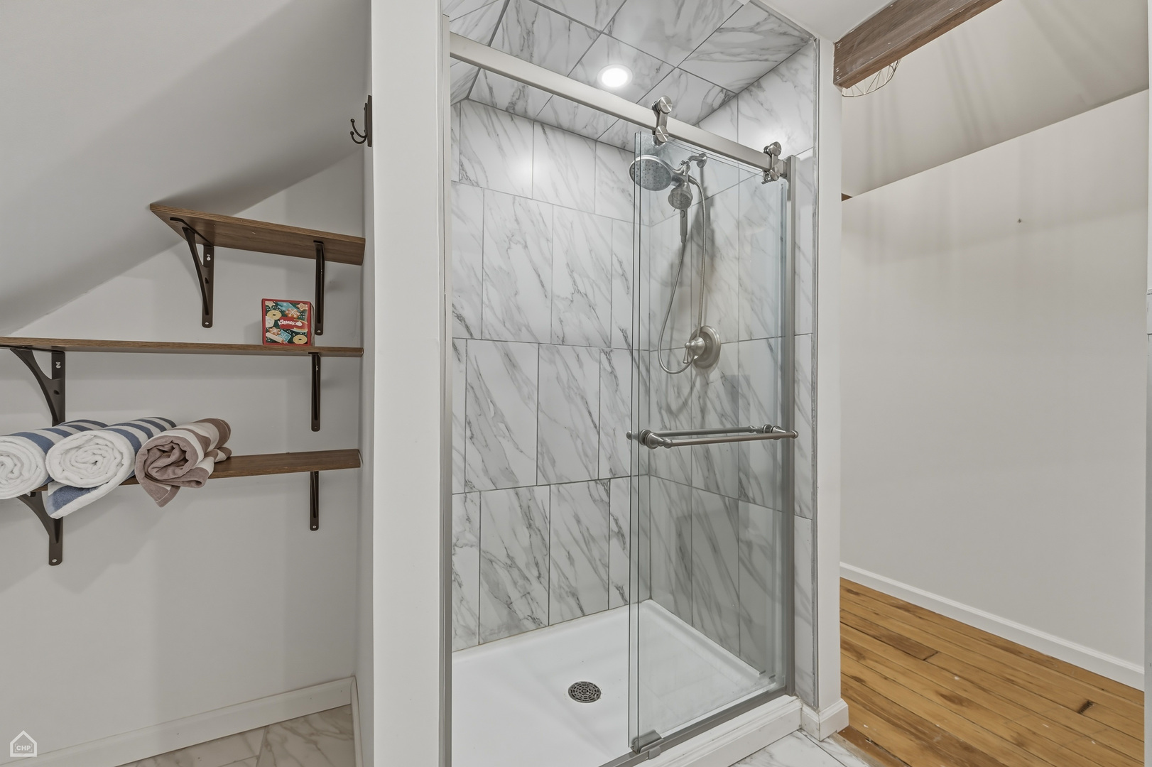 822 North Wood Street Chicago, IL 60622 - Photo 15 of 28 a bathroom with a shower