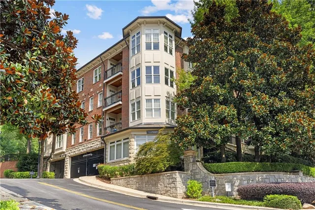 $465,000 | 825 Highland Lane Northeast, Unit 1115, Atlanta, GA 30306