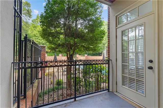 $465,000 | 825 Highland Lane Northeast, Unit 1115, Atlanta, GA 30306