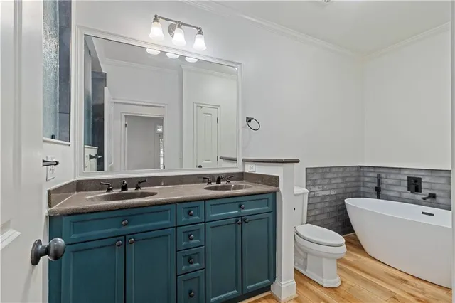 $465,000 | 825 Highland Lane Northeast, Unit 1115, Atlanta, GA 30306