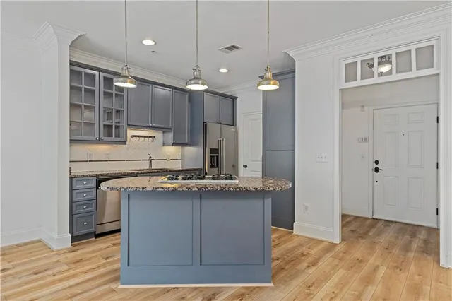 $465,000 | 825 Highland Lane Northeast, Unit 1115, Atlanta, GA 30306