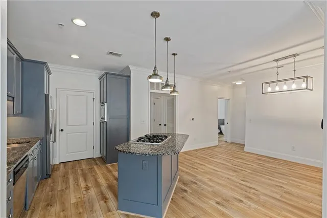 $465,000 | 825 Highland Lane Northeast, Unit 1115, Atlanta, GA 30306