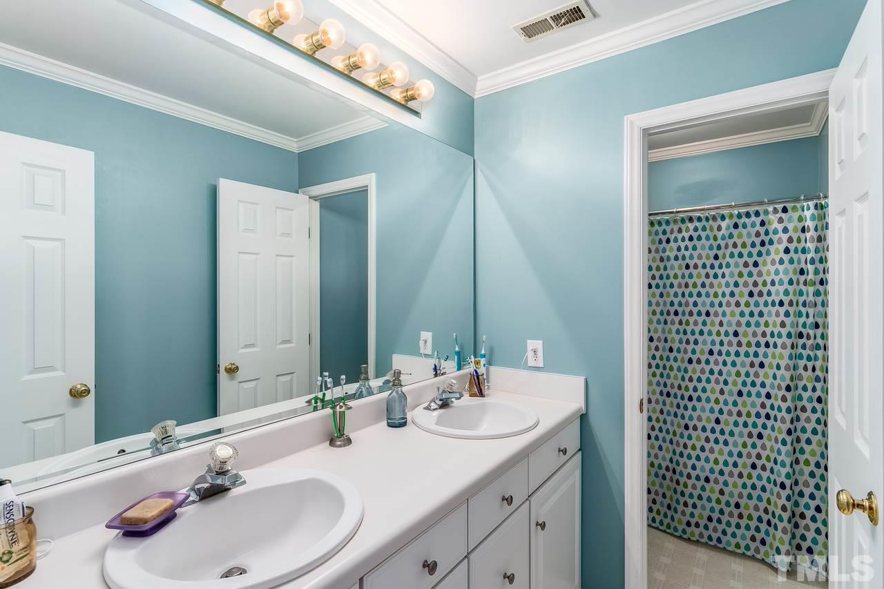 1021 Transom Court Raleigh, NC 27603 - Photo 21 of 30 Gallery Image 21