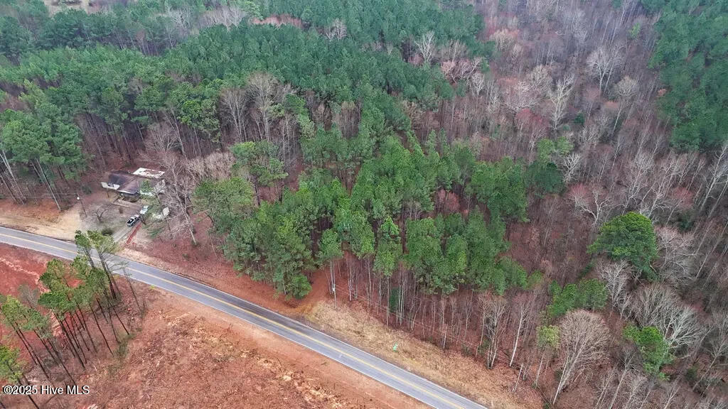 327 John Newsome Road Littleton, NC 27850 - Photo 5 of 8 327JohnNewsomeRd_56872_5