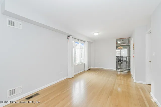 $859,999 | 10 Jerome Avenue | South Beach