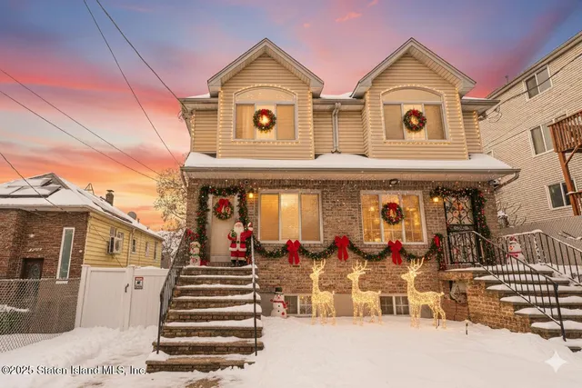 $859,999 | 10 Jerome Avenue | South Beach