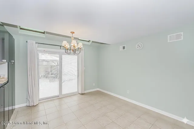 $859,999 | 10 Jerome Avenue | South Beach