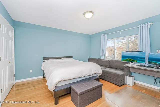 $859,999 | 10 Jerome Avenue | South Beach