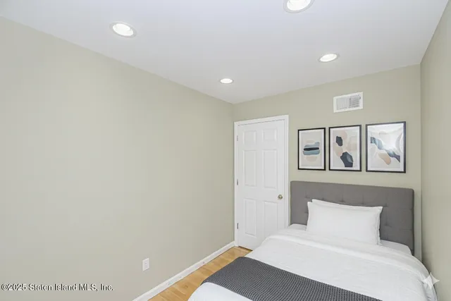 $859,999 | 10 Jerome Avenue | South Beach