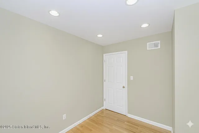 $859,999 | 10 Jerome Avenue | South Beach