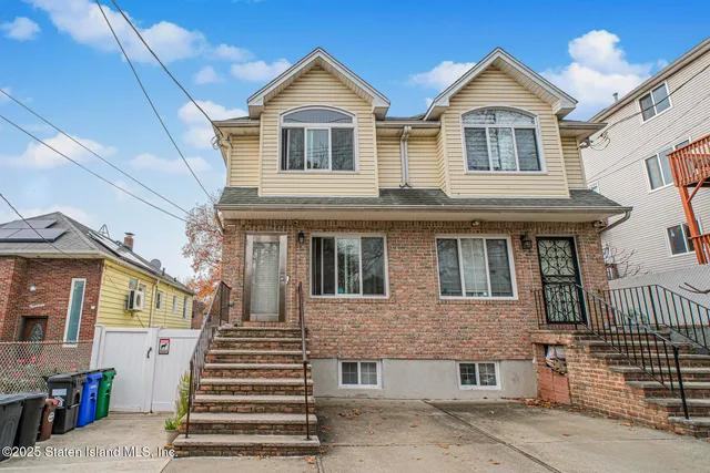 $859,999 | 10 Jerome Avenue | South Beach