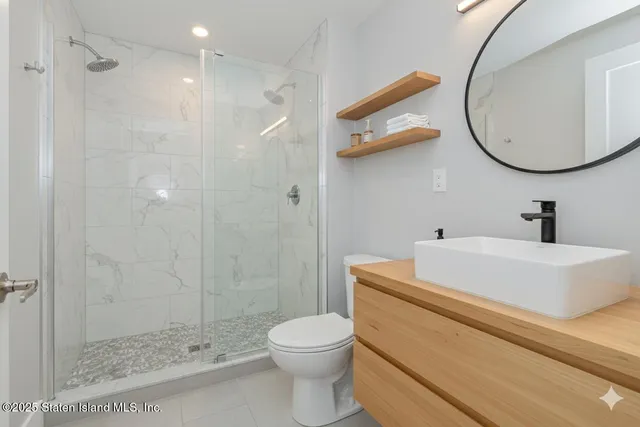 $859,999 | 10 Jerome Avenue | South Beach