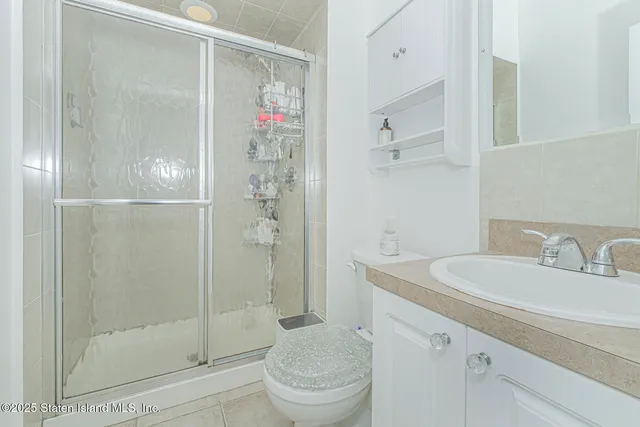 $859,999 | 10 Jerome Avenue | South Beach