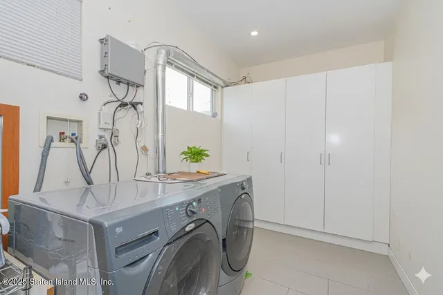 $859,999 | 10 Jerome Avenue | South Beach