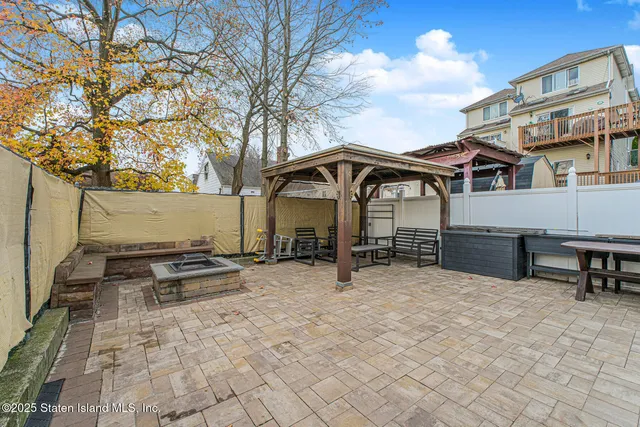 $859,999 | 10 Jerome Avenue | South Beach