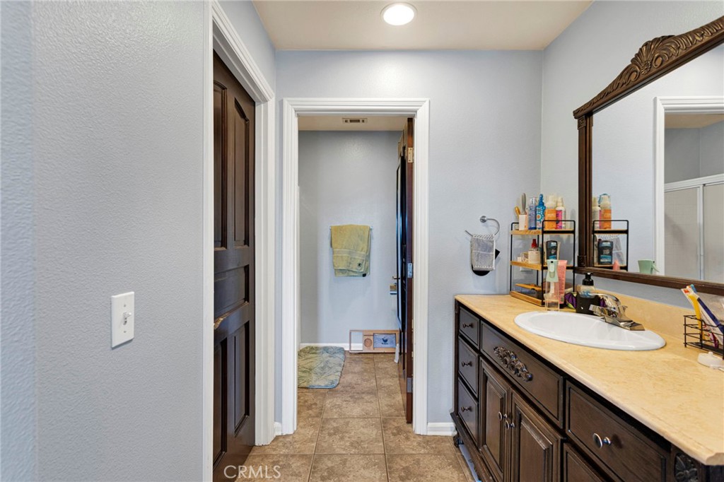 14193 Jicarilla Road, Unit 302 Apple Valley, CA 92307 - Photo 30 of 45