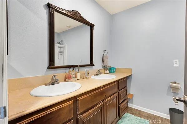 $354,800 | 14193 Jicarilla Road, Unit 302, Apple Valley, CA 92307