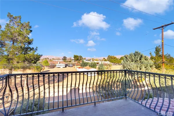 $354,800 | 14193 Jicarilla Road, Unit 302, Apple Valley, CA 92307